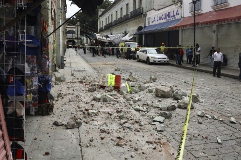 7.5 magnitude earthquake rattles Mexico