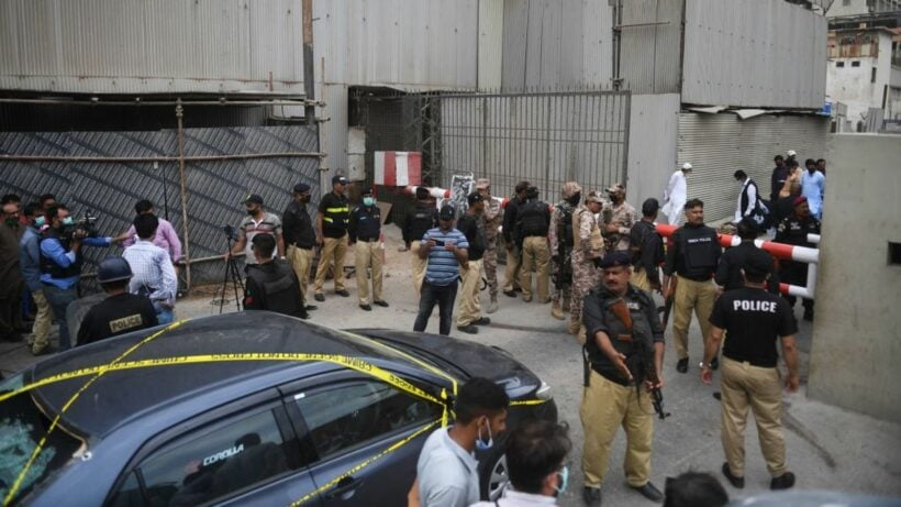 Gunmen attack Pakistan stock exchange