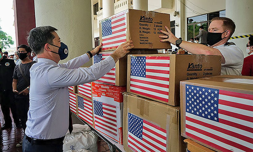 US donates thousands of masks for Thai hill tribes