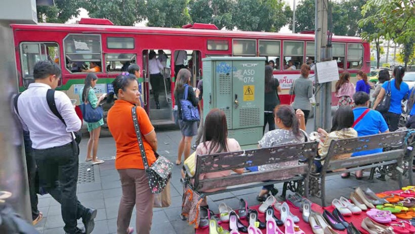 Poll shows most Bangkok residents dissatisfied with public bus service