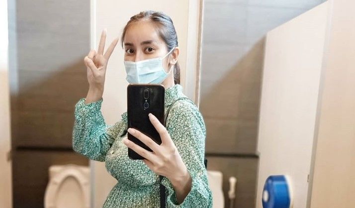 ใหม่ สุคนธวา บอกเลขเด็ด หลังมีคนถูก 4 งวดติด | The Thaiger