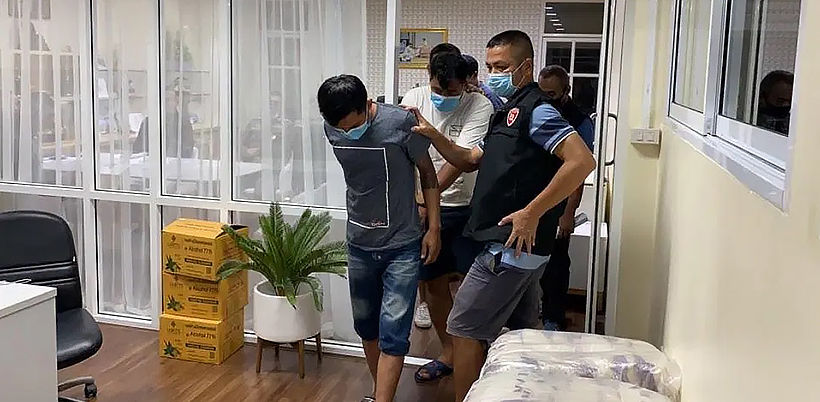 Busy motorbike thieves nabbed in Chon Buri | News by Thaiger