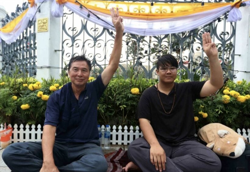 Protesters start a hunger strike out the front of Government House