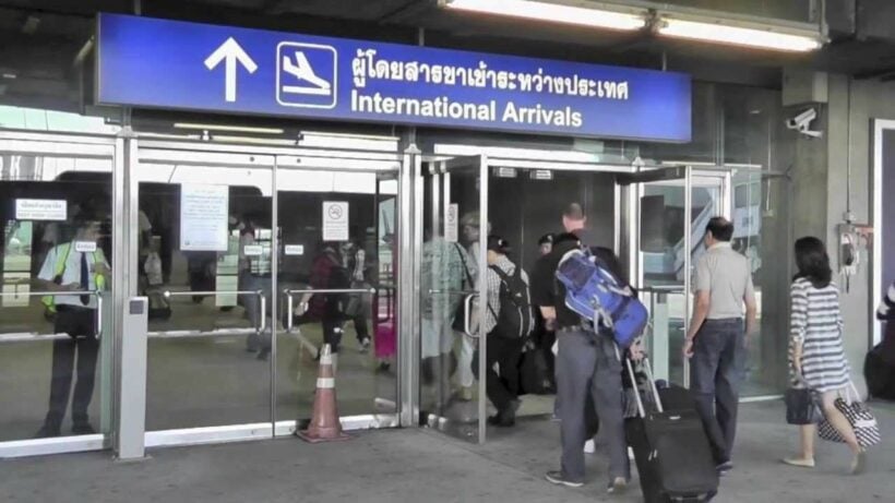 Bangkok university professor says no “travel bubbles” for at least 6 months