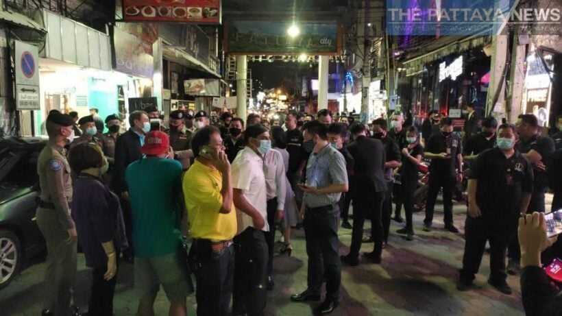 Decision to allow traffic on Pattaya’s Walking Street comes under fire on social media