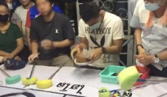 High rank police officer allegedly caught on video at illegal gambling den