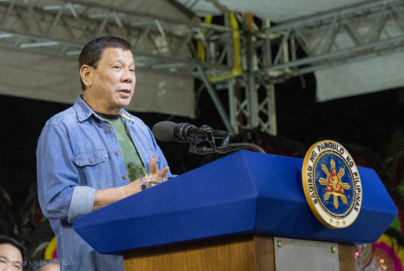 Philippine president says “kill the drug traffickers”