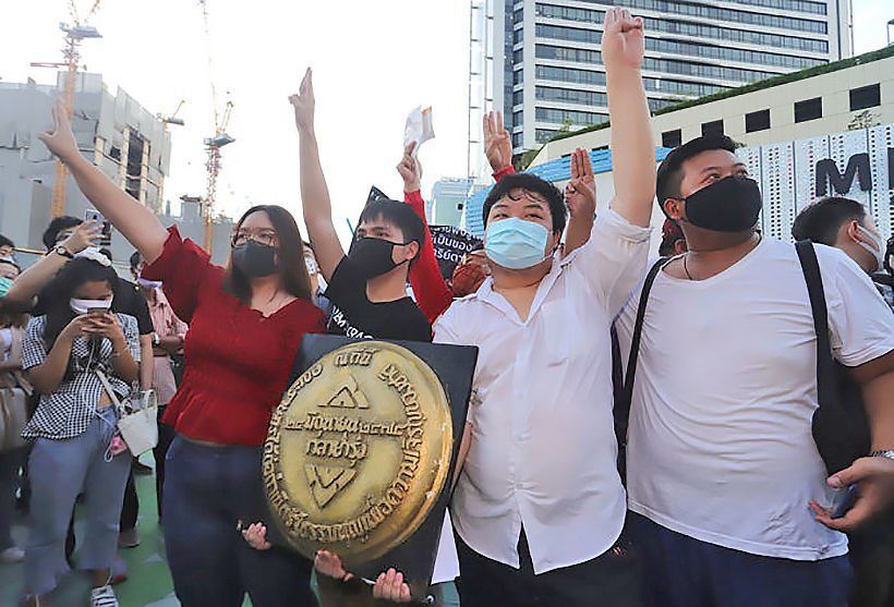 Protest leaders face charges for violating Thailand’s lèse majesté law and for installing the plaque