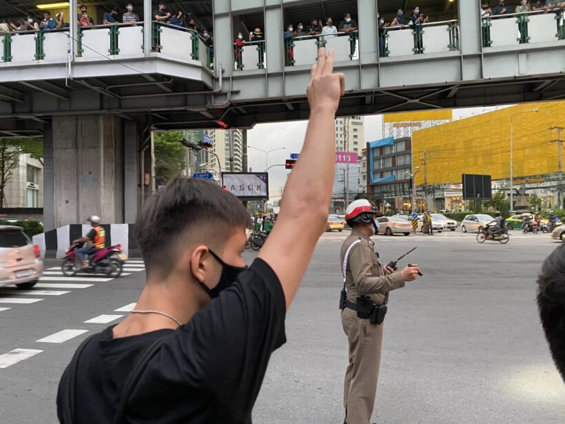 Bangkok police warn that protests planned for Thursday break the Emergency Decree