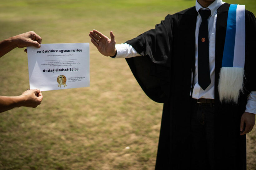 Some Thai students decide to boycott their graduation