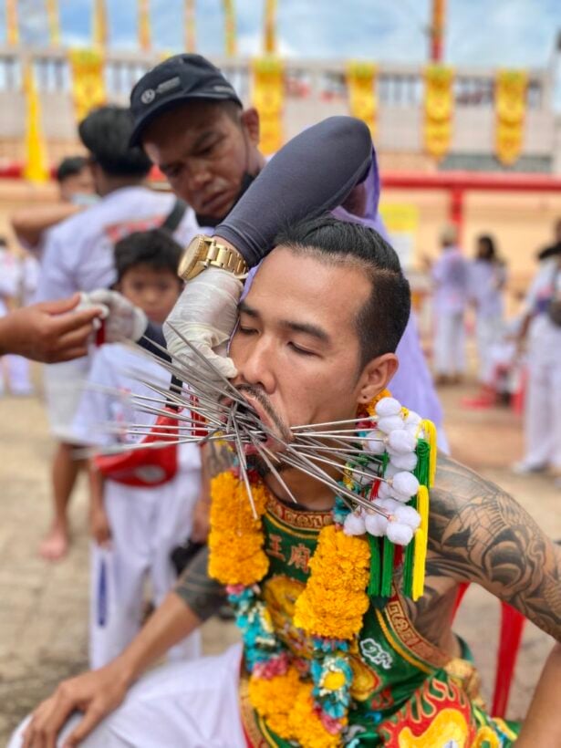 Phuket's annual Vegetarian Festival lowers flags, spirits return to the heavens | News by Thaiger