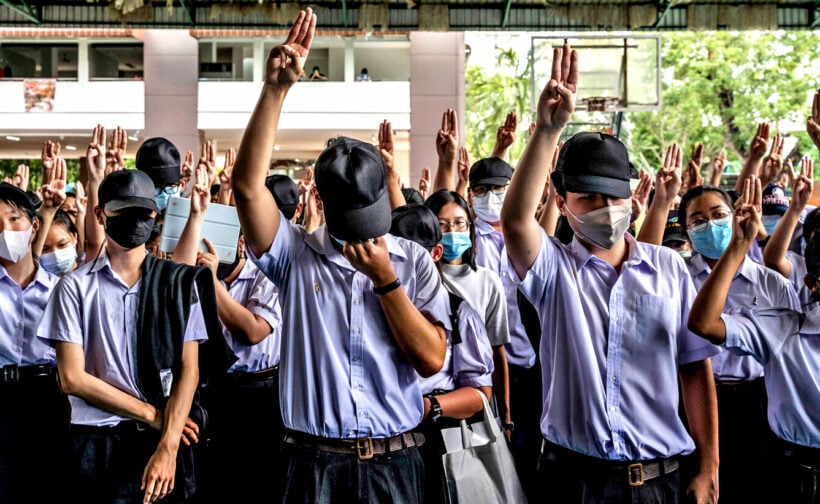 Changes proposed to dress codes, haircuts and gender identity for Thai students