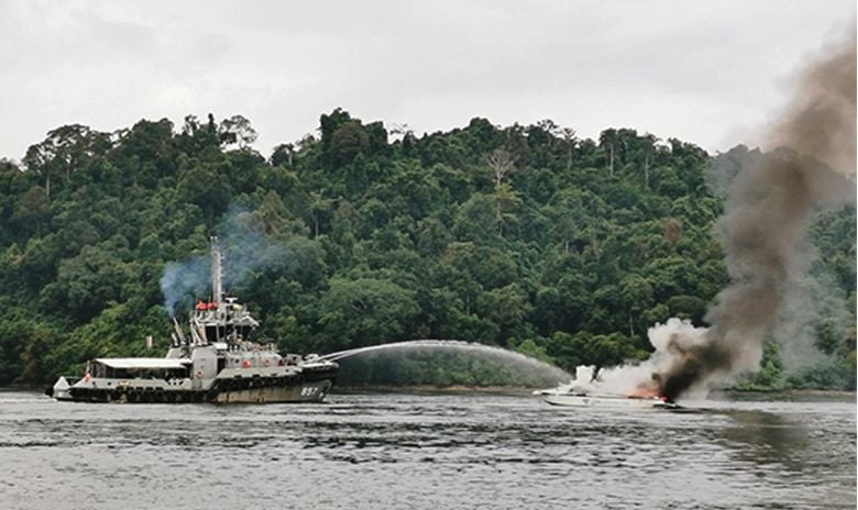 5 injured after engine explodes on Phang Nga speedboat