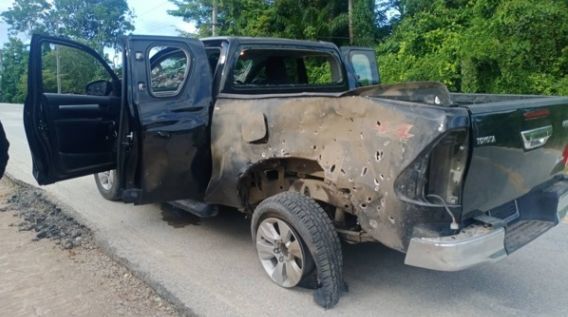 Roadside bomb explodes as rangers drive to a wedding in Southern Thailand