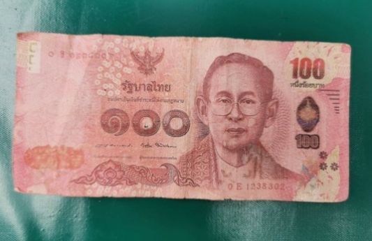 Surin merchants report fake 100 baht bills