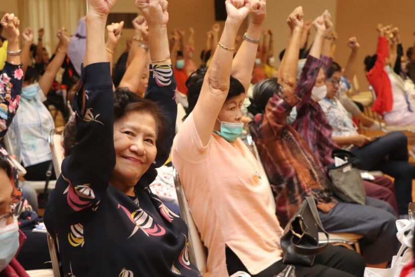 Phuket workshop helps residents cope with high stress brought on by the economic crisis