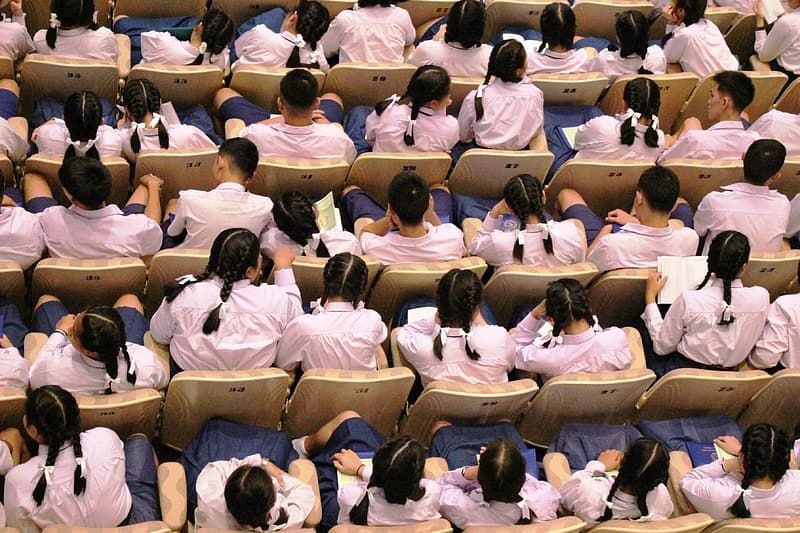 Thai students to get free unlimited internet to help with online learning