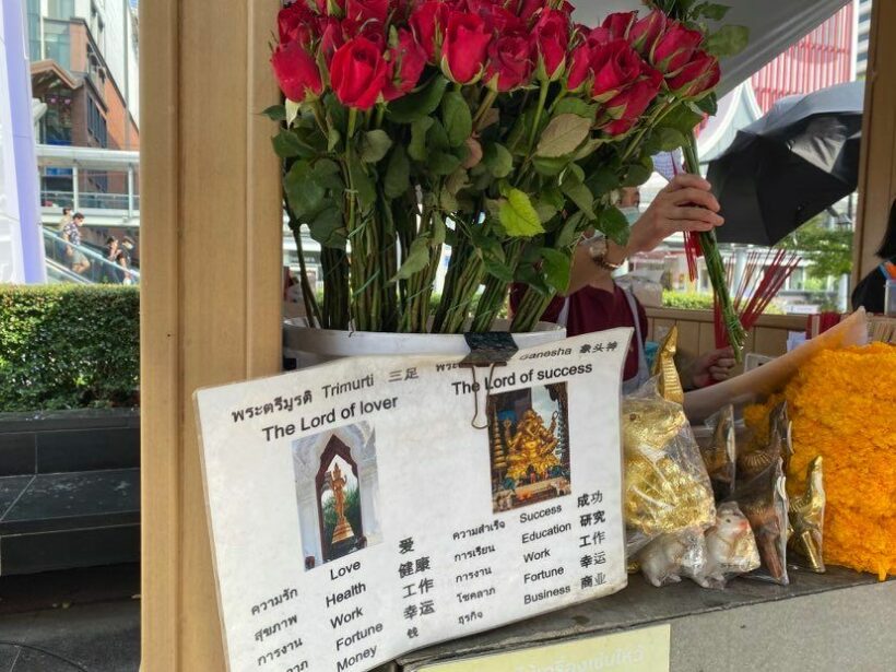 Thais pray at Bangkok's shrine of love during Valentine's weekend | Thaiger