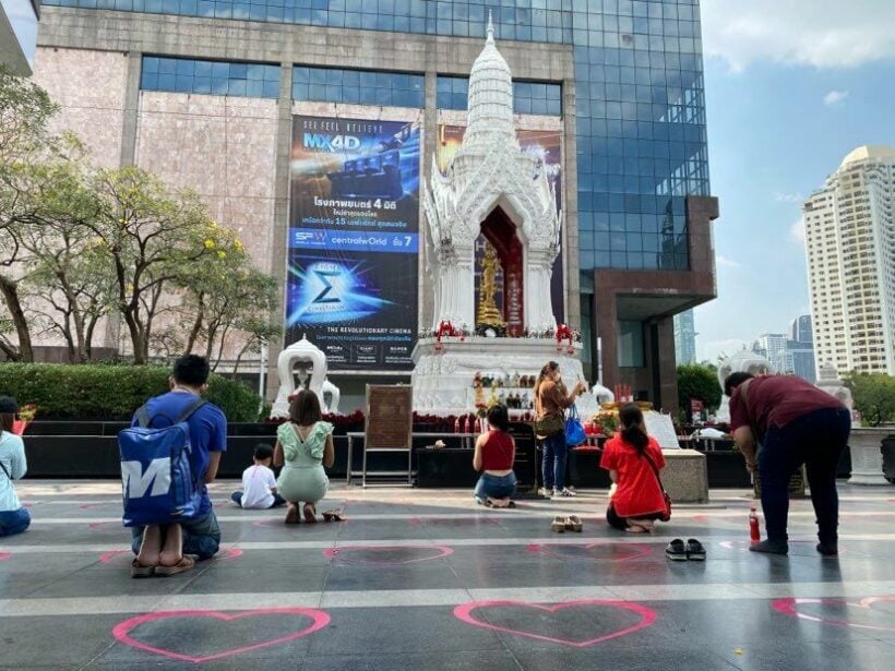 Thais pray at Bangkok’s shrine of love during Valentine’s weekend