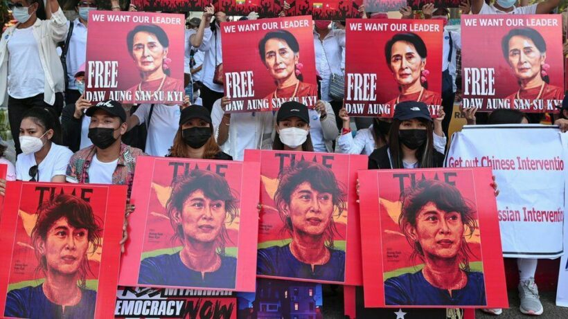 US government urges Myanmar military to stop violence and step down