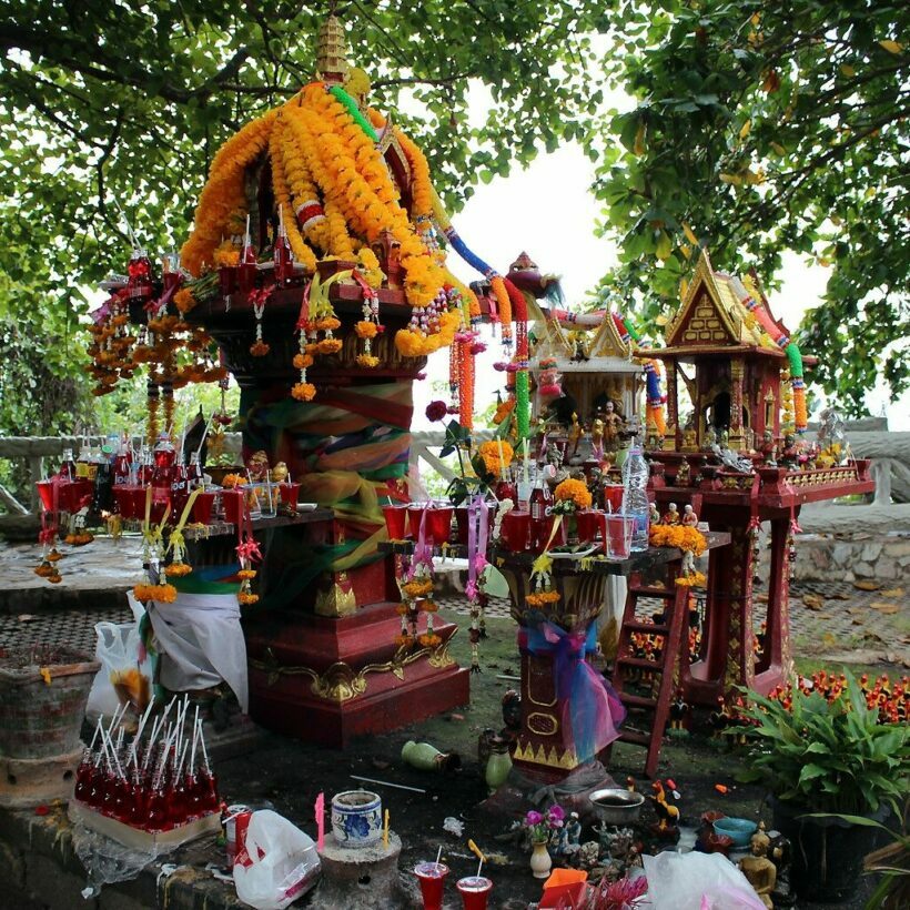 Why Thai locals make homes for the spirits | Thaiger