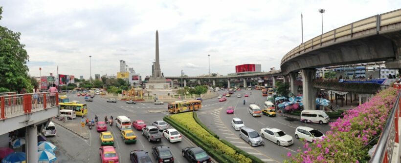 Over 500 drivers in Thailand have traffic points deducted on first day of new system