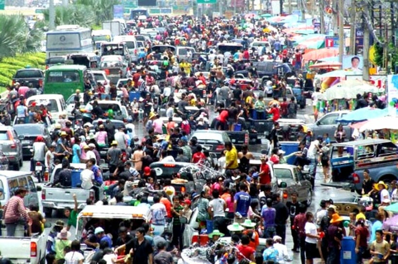 Bangkok sees 7.87 million vehicles over Songkran holiday