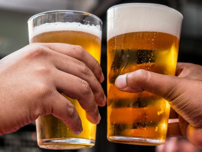 Alcohol sales at restaurants in approved provinces will be allowed until 11pm