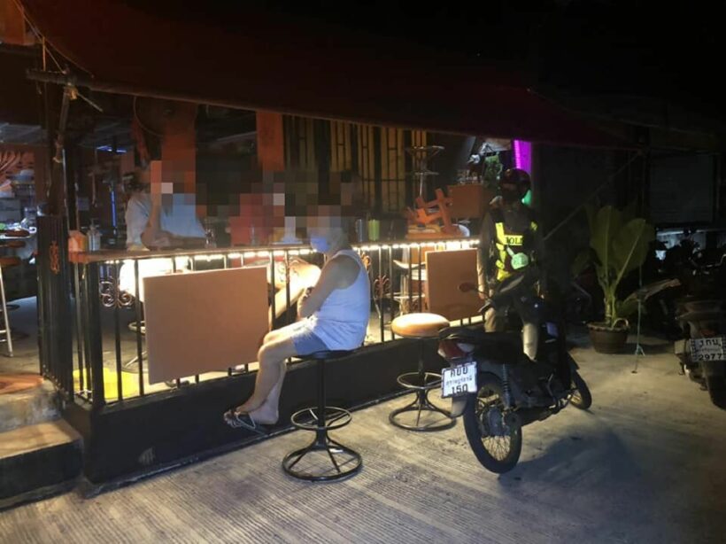 Police in Koh Samui arrest 9 people for gathering and drinking alcohol