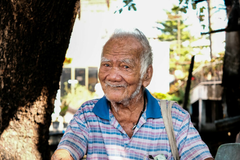 Bangkok elderly can register for vaccine