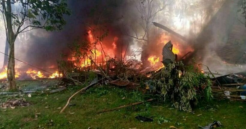 Philippines military plane crashes, 17 confirmed dead