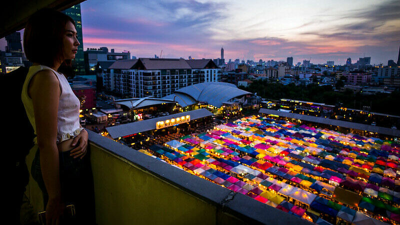 Bangkok Train market to possibly close for good