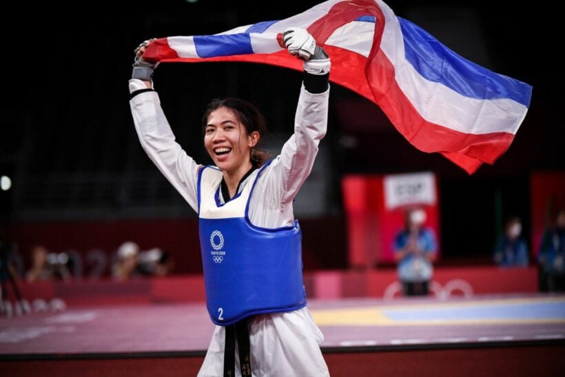 1st Taekwondo Olympic gold as Panipak wins for Thailand