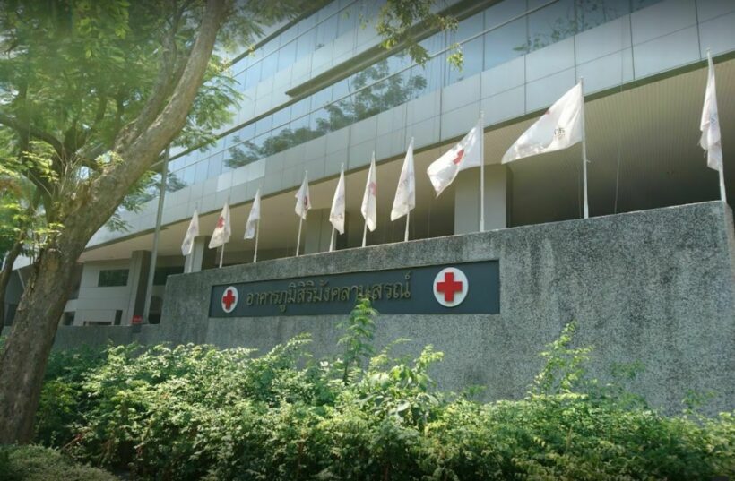 Bangkok doctor in critical condition after being stabbed by patient, blood donations needed