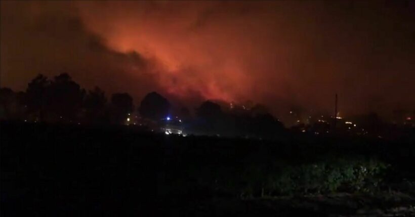 Saint-Tropez wildfire forces thousands to leave French resort hotspot