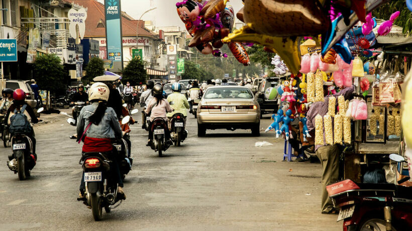 Cambodian officials blame Thai truck drivers for spreading Covid in border province