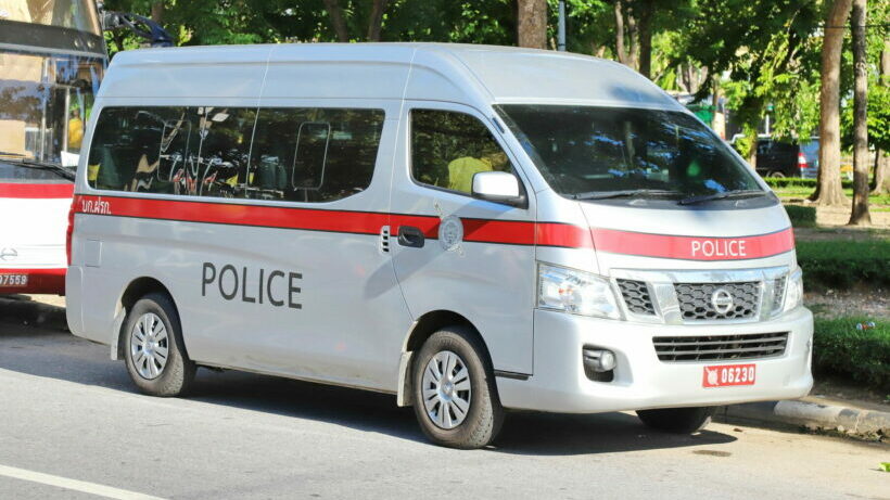 Korat Police allegedly use police van for trip to beach