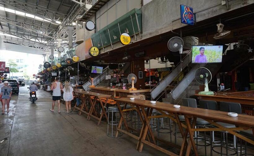 Phuket governor petitions Bangkok to end restaurant alcohol ban, bar closure order