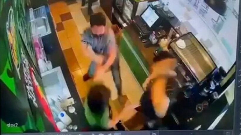 Coffee shop employee attacked while at work in Si Racha