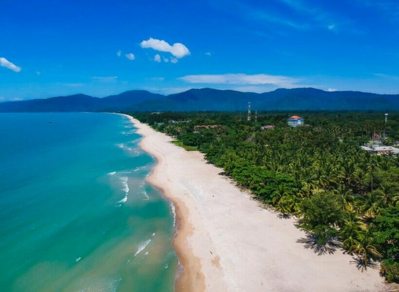 The best places to live by the beach in Thailand