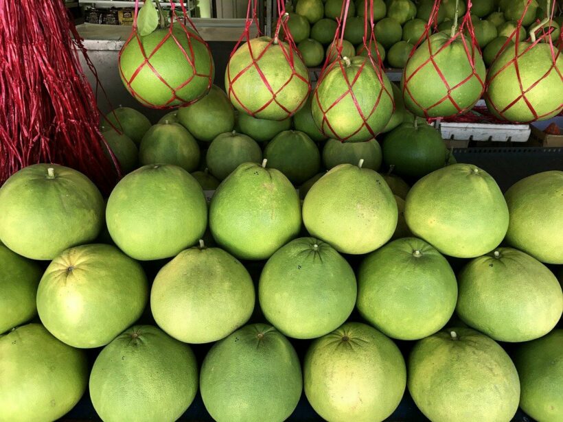 large green citrus fruit