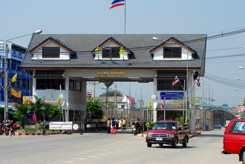 Thai-Burmese border checkpoints prepare to re-open in Tak province