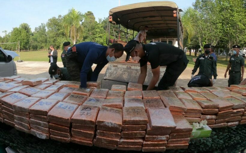 Van full of marijuana leads police on chase in Nakhon Phanom