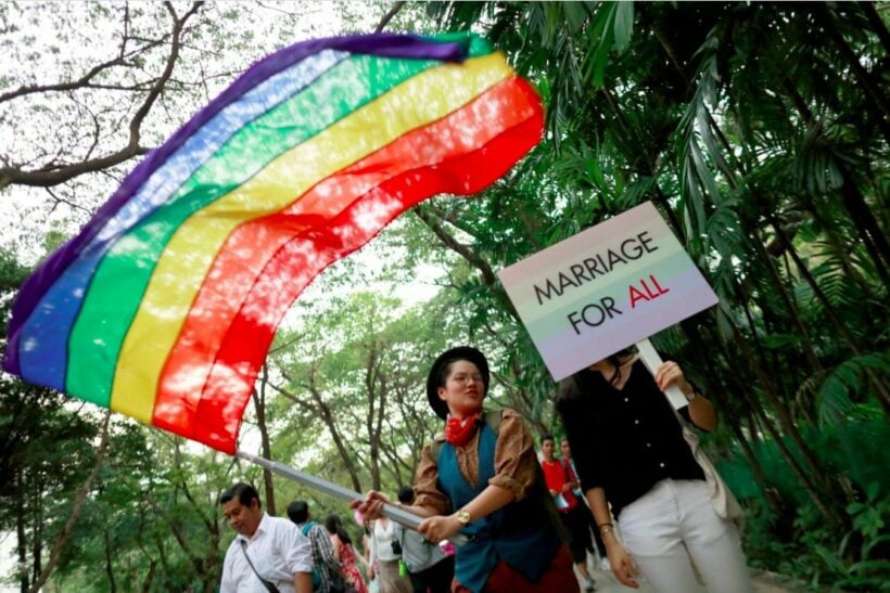 Gay rights advocacy groups seek help from opposition