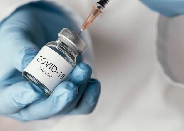 Vietnam urges to give third doses of Covid-19 vaccine