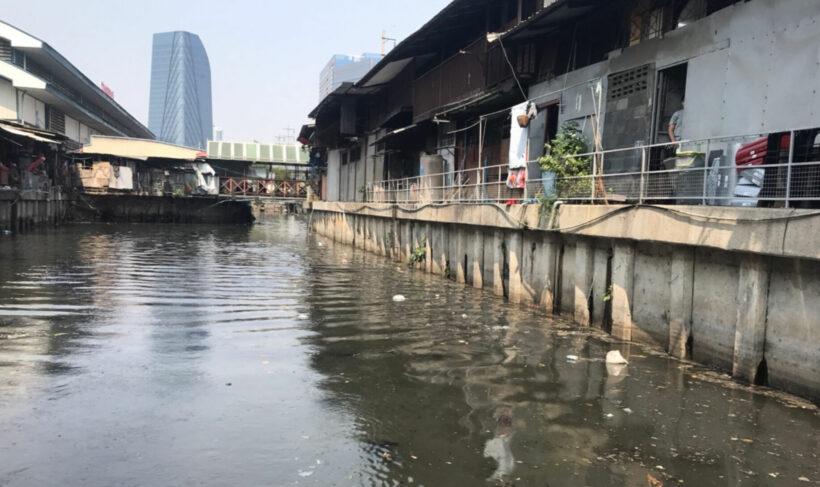 Body of a foreign man found in Bangkok canal