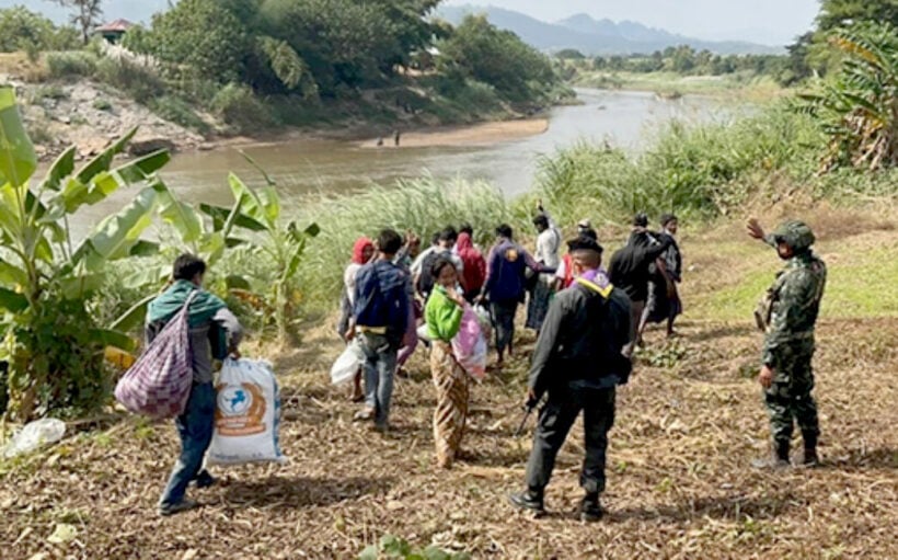 Karen refugees returning to Myanmar as fighting eases