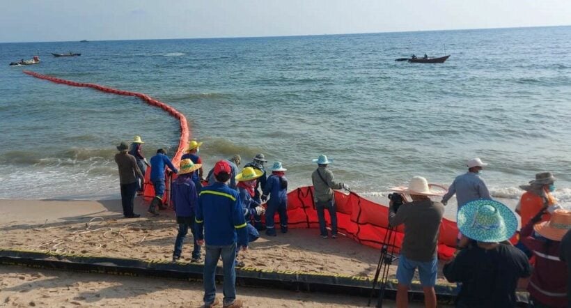 Race against time to prevent Rayong oil spill reaching the shore, 3 kilometres away