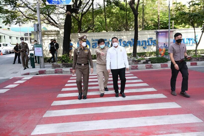 Officials will install traffic lights and surveillance cameras at 100 Bangkok crossings