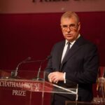 Prince Andrew reaches settlement with accuser in New York, Queen to help pay | Thaiger